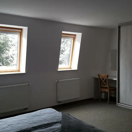 Apartament Rodzinny Z Ogrodem - Blizej Zdroju Polanica-Zdrój Eksteriør bilde